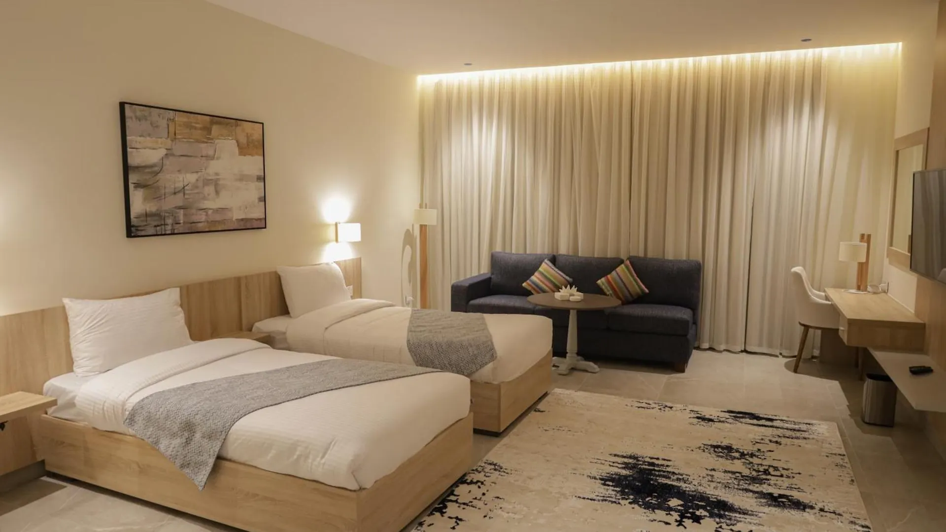 Ishq Hotel Aqaba 4*,  Jordan